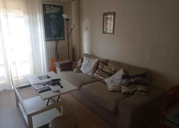 Junto Plaza Del Pilar Apartmán